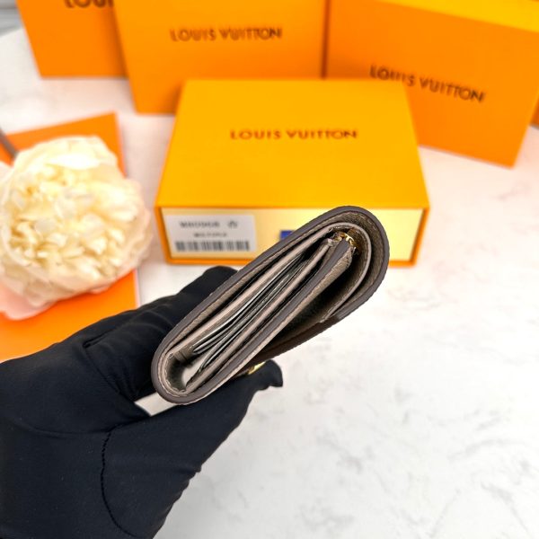 Luxury Wallet LUV 135