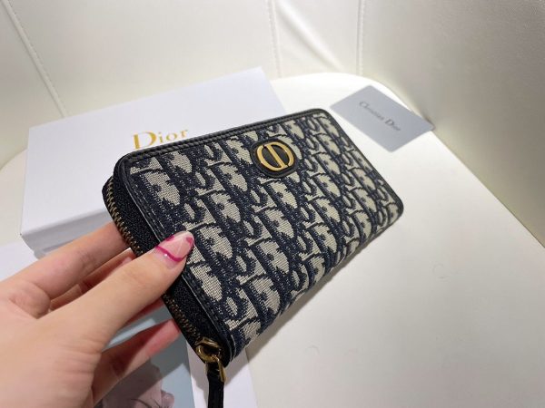 Luxury Wallet DIR 008