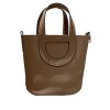 H IN THE LOOP 18 BAG DARK BEIGE 18CM